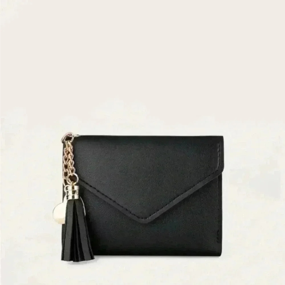 ⚠️Clearance🖤Small Heart Tassel Bi Fold Black Wallet / Cardholder